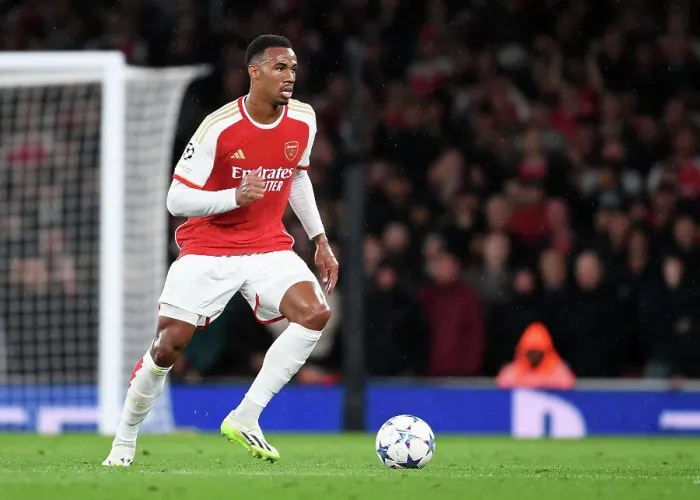 Framed Print : Gabriel in Action: Arsenal vs PSV Eindhoven, UEFA Champions League 2023 / 24 Framed Print : Gabriel in Action: Arsenal vs PSV Eindhoven, UEFA Champions League 2023 / 24