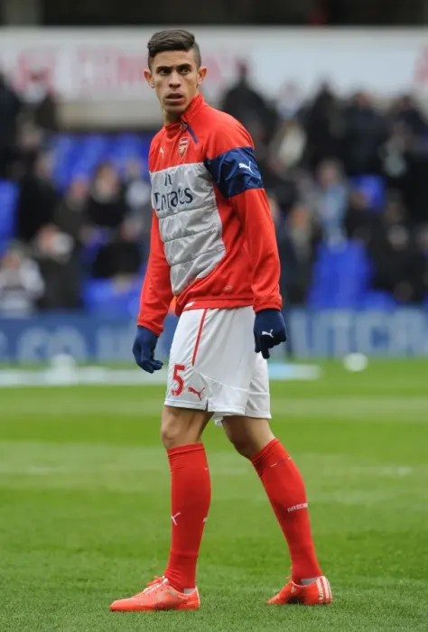 Framed Print : Gabriel of Arsenal: Readying for Battle - Tottenham vs Arsenal, Premier League 2014-15