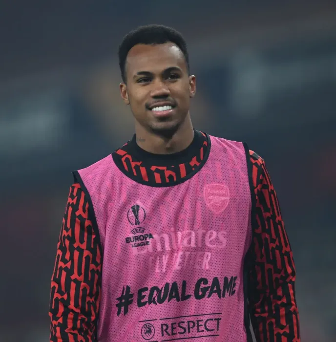Framed Print : Gabriel Faces Off: Arsenal vs Molde in Europa League Clash