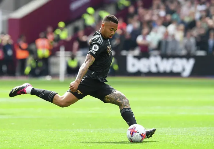 Framed Print : Gabriel Jesus in Action: West Ham United vs. Arsenal FC, Premier League 2022-23