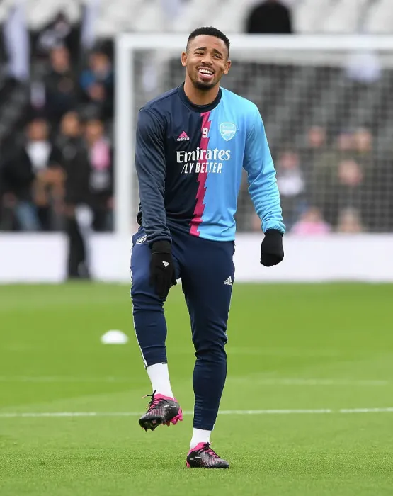 Framed Print : Gabriel Jesus Gears Up: Arsenal vs Fulham, Premier League 2022-23