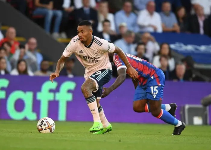Framed Print : Gabriel Jesus Outshines Schlupp: Thrilling Arsenal Debut in 2022-23 Premier League