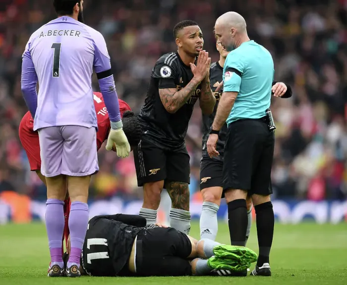 Framed Print : Gabriel Jesus Pleads to Referee Amidst Dramatic Liverpool vs. Arsenal Clash (2022-23) Framed Print : Gabriel Jesus Pleads to Referee Amidst Dramatic Liverpool vs. Arsenal Clash (2022-23)