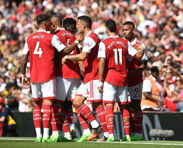 Gabriel Jesus Scores First Arsenal Goal: Arsenal 1-0 Leicester City (2022-23)