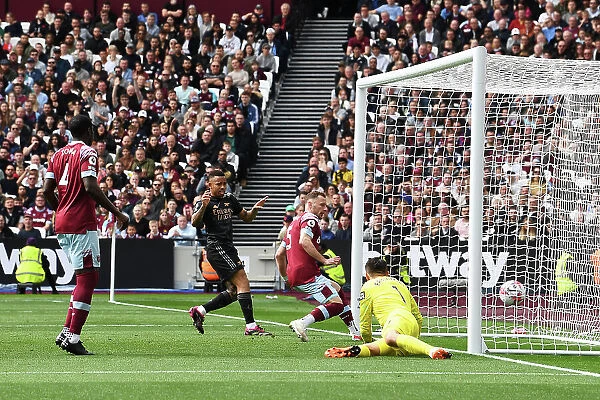 Gabriel Jesus Scores First Arsenal Goal: Premier League 2022-23 - Arsenal vs. West Ham United