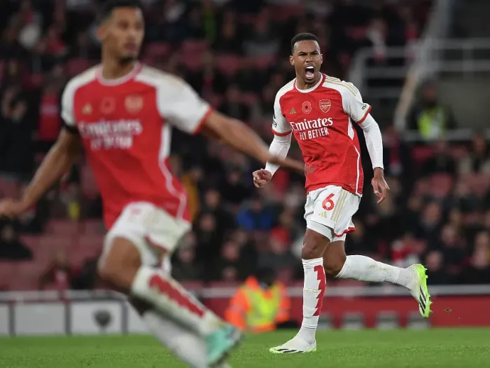 Framed Print : Gabriel Magalhaes in Action: Arsenal vs Burnley, Premier League 2023-24