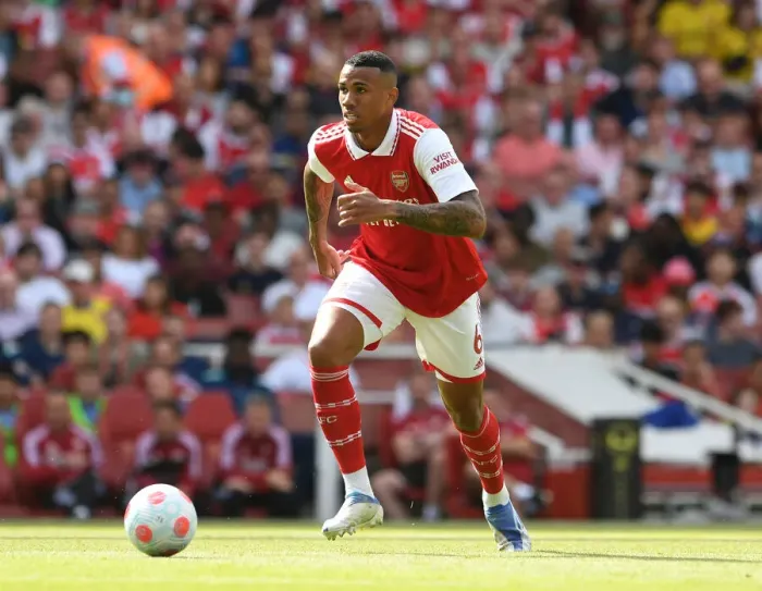 Framed Print : Gabriel Magalhaes in Action: Arsenal vs Everton, Premier League 2021-22