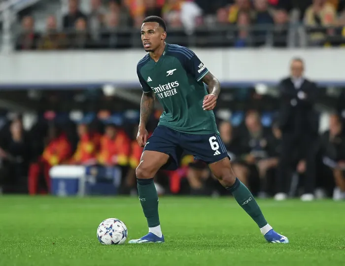 Framed Print : Gabriel Magalhaes in Action: Arsenal's Defensive Masterclass vs RC Lens, UEFA Champions League 2023-24