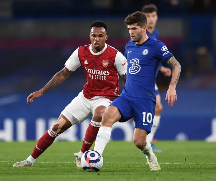 Framed Print : Gabriel Magalhaes Clashes with Christian Pulisic: Chelsea vs. Arsenal, Premier League 2021 Framed Print : Gabriel Magalhaes Clashes with Christian Pulisic: Chelsea vs. Arsenal, Premier League 2021