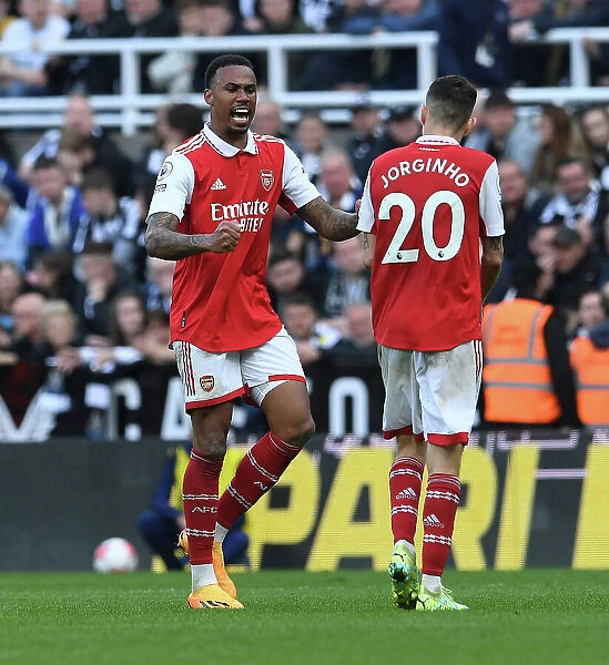Gabriel Magalhaes Double: Arsenal Secures Victory Over Newcastle United in Premier League Showdown