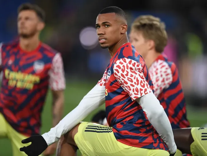 Framed Print : Gabriel Magalhaes Gears Up: Arsenal's Pre-Match Training Before Crystal Palace Clash in Premier League 2021-22