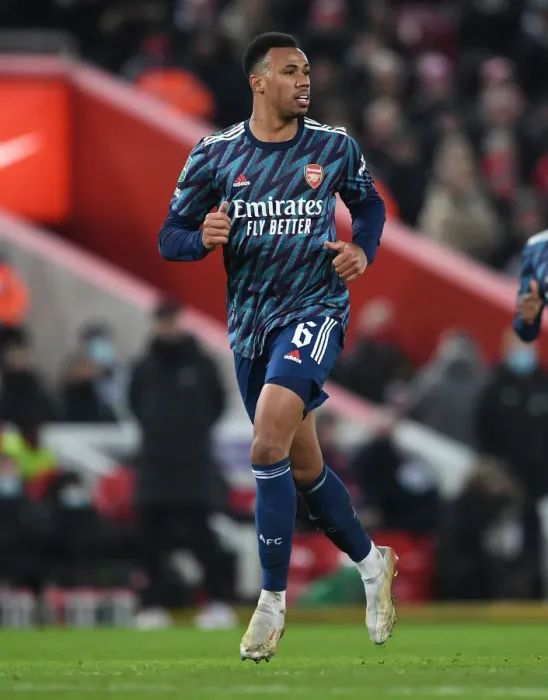 Framed Print : Gabriel Magalhaes Goes Head-to-Head with Liverpool in Carabao Cup Semi-Final