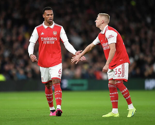 Gabriel Magalhaes and Oleksandr Zinchenko in Action: Arsenal vs. Tottenham, Premier League 2022-23