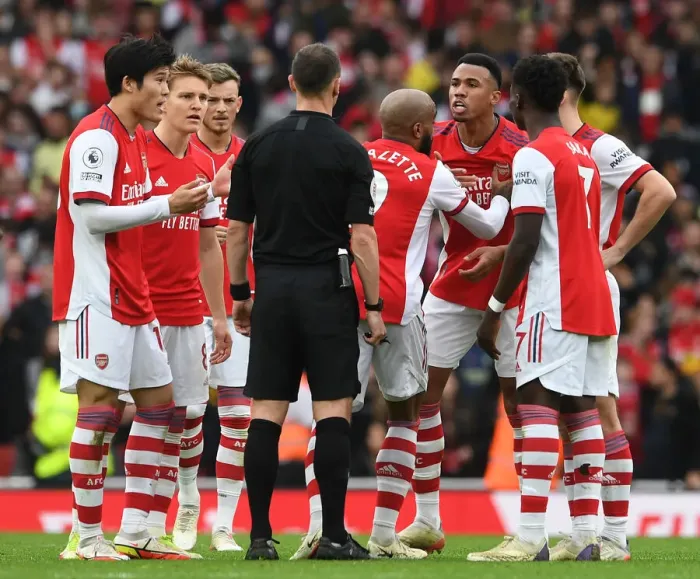 Framed Print : Gabriel Magalhaes Red Card Drama: Arsenal vs Manchester City (2021-22)