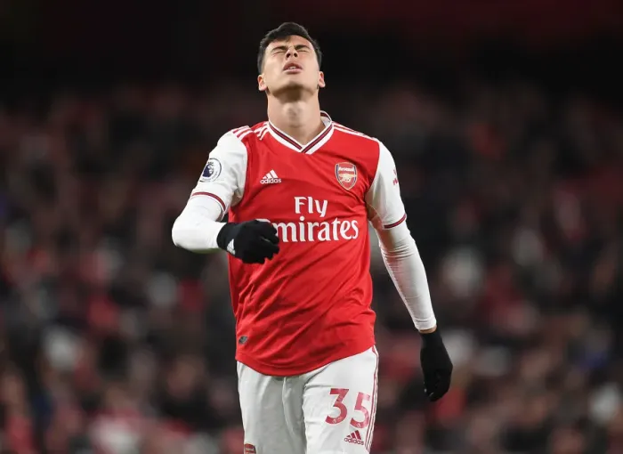 Framed Print : Gabriel Martinelli in Action: Arsenal vs Brighton & Hove Albion (Premier League 2019-20)