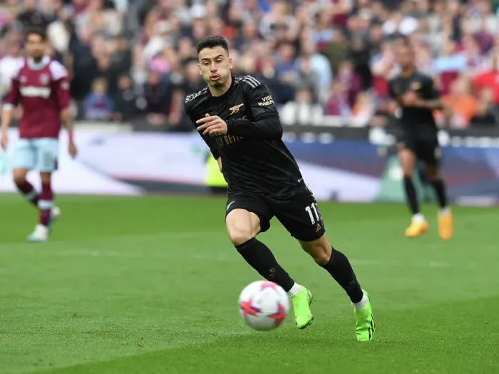 Framed Print : Gabriel Martinelli in Action: West Ham United vs Arsenal FC, Premier League 2022-23 Framed Print : Gabriel Martinelli in Action: West Ham United vs Arsenal FC, Premier League 2022-23