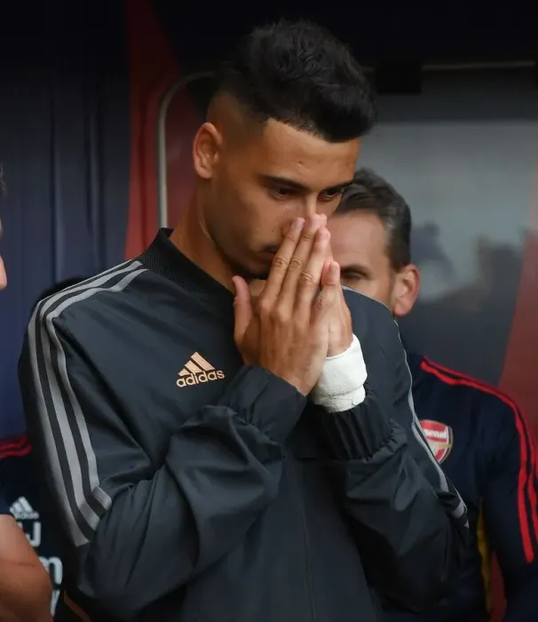 Framed Print : Gabriel Martinelli Readies for Arsenal's Clash at Crystal Palace - Premier League 2022-23