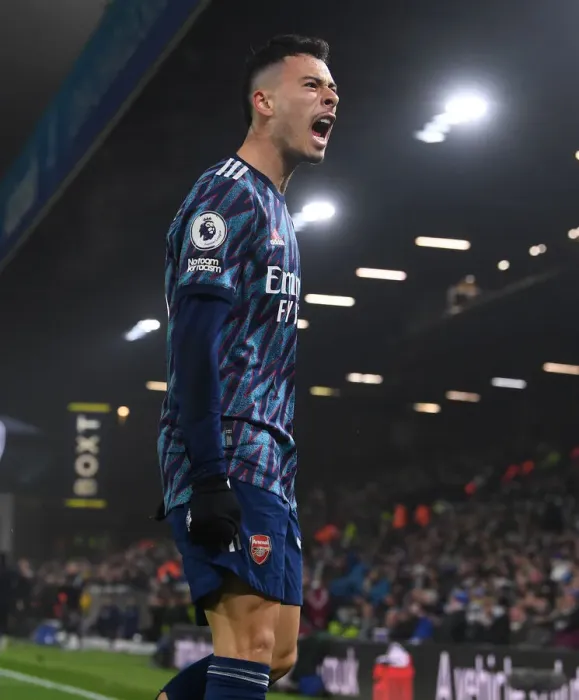 Framed Print : Gabriel Martinelli Scores First Arsenal Goal: Leeds United vs. Arsenal, Premier League 2021-22 - Martinelli's Debut Strike for the Gunners