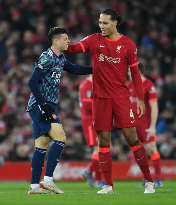 Framed Print : Gabriel Martinelli and Virgil van Dijk: A Moment of Sportsmanship in the Carabao Cup Semi-Final