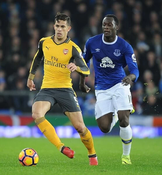 Gabriel Outmaneuvers Lukaku: Everton vs Arsenal, Premier League 2016-17