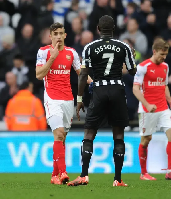 Framed Print : Gabriel Protests Moussa Sissoko Foul: Newcastle United vs Arsenal, Premier League 2014 / 15