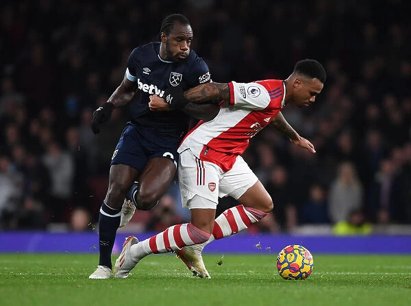 Gabriel vs. Antonio: A Premier League Showdown at Emirates Stadium