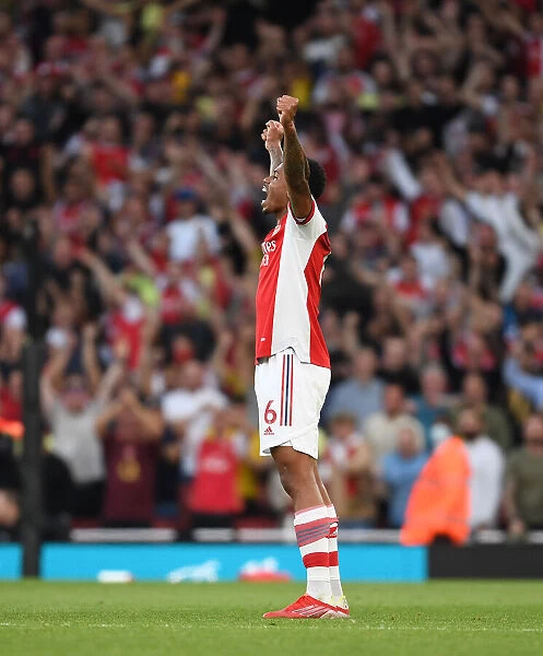 Gabriel's Celebration: Arsenal Secures Victory Over Tottenham in the 2021-22 Premier League