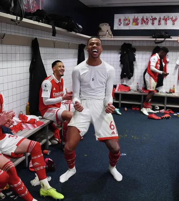 Framed Print : Gabriel's Celebration: Arsenal's Victory over Tottenham in the Premier League (2022-23) Framed Print : Gabriel's Celebration: Arsenal's Victory over Tottenham in the Premier League (2022-23)