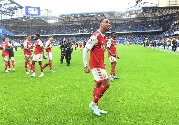 Framed Print : Gabriel's Goal: Arsenal Celebrate at Stamford Bridge in the Premier League