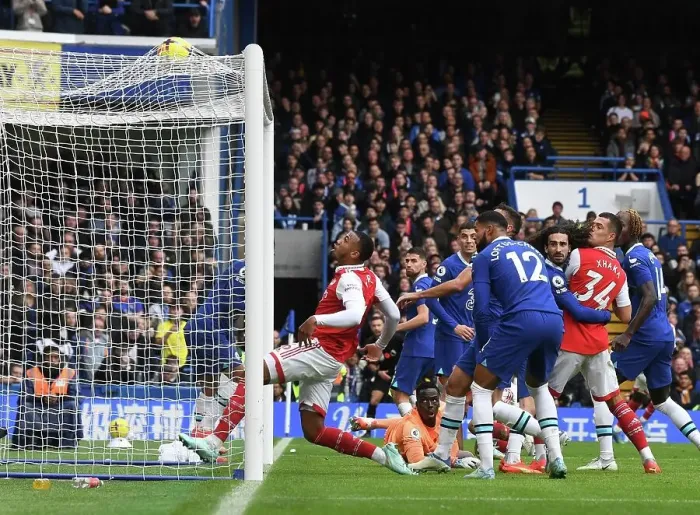 Framed Print : Gabriel's Stunning Goal: Arsenal Triumphs Over Chelsea in the Premier League 2022-23 Framed Print : Gabriel's Stunning Goal: Arsenal Triumphs Over Chelsea in the Premier League 2022-23