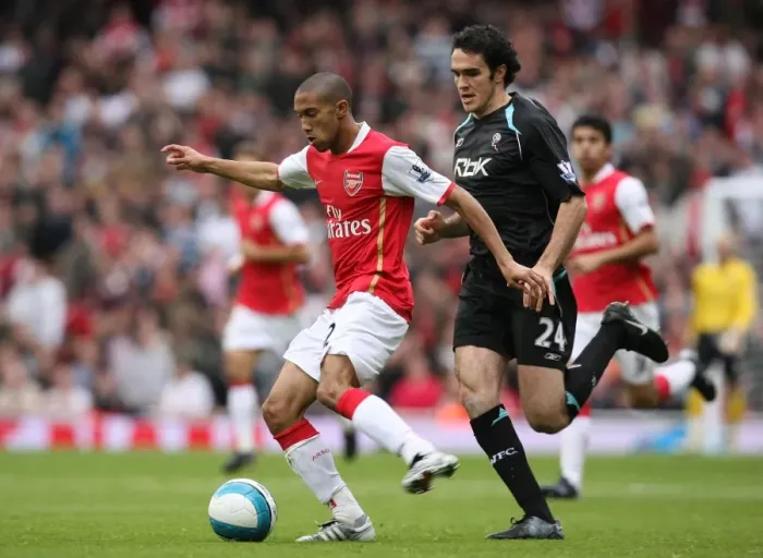 Framed Print : Gael Clichy (Arsenal) Joey O Brien (Bolton)