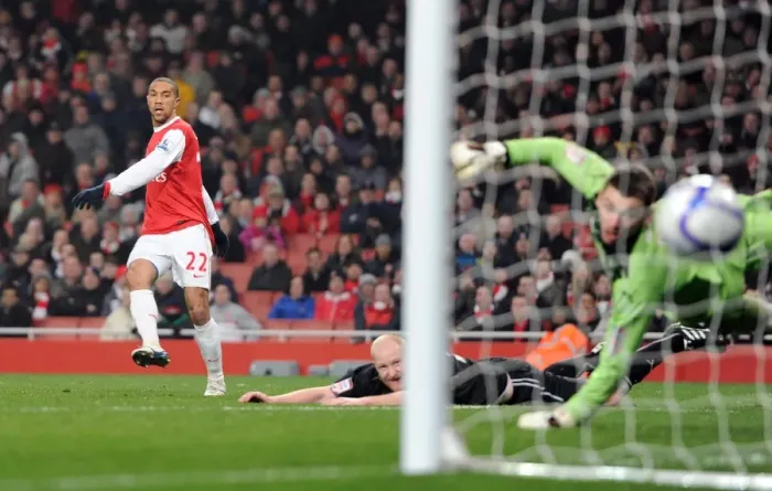 Framed Print : Gael Clichy's Stunner: Arsenal's Fifth Goal in FA Cup Rout of Leyton Orient (2011)