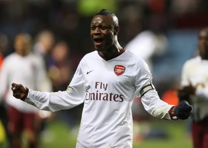 Framed Print : Gallas Glory: Arsenal's Triumphant 2-1 Victory Over Aston Villa, 2007 Framed Print : Gallas Glory: Arsenal's Triumphant 2-1 Victory Over Aston Villa, 2007