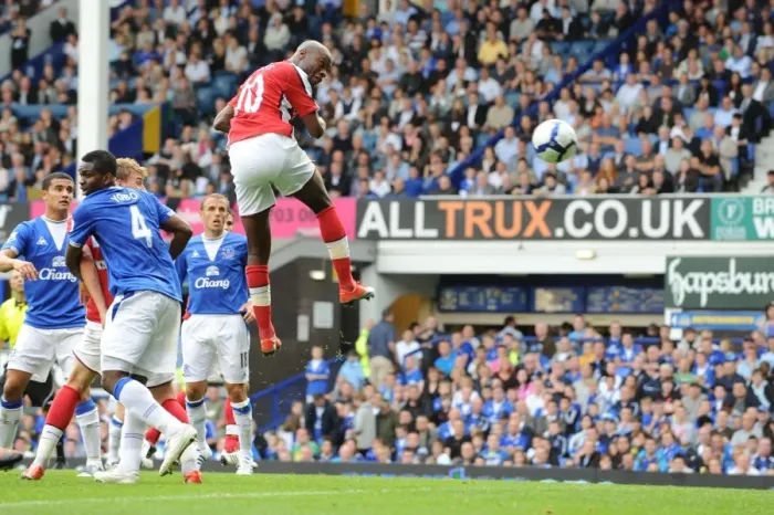 Framed Print : Gallas Scores Stunner: Arsenal Crush Everton 6-1 Framed Print : Gallas Scores Stunner: Arsenal Crush Everton 6-1