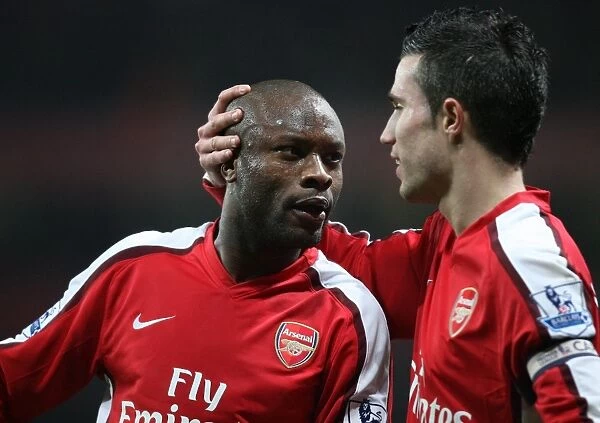 Gallas and van Persie: Arsenal's Unstoppable Duo Celebrates FA Cup Goals (2:1 vs Hull City)