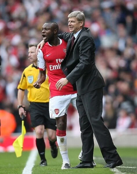 Gallas and Wenger: Unforgettable Emirates Goal Celebration (2007, Arsenal vs Manchester United)