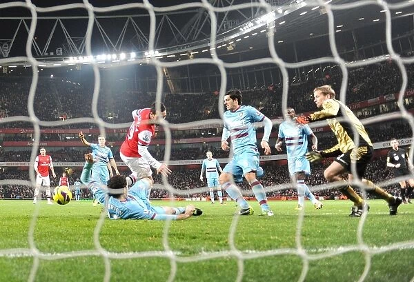 Game-Changer: Santi Cazorla's Backheel Goal vs. West Ham United (2012-13) - Arsenal's 3rd Goal at Emirates Stadium