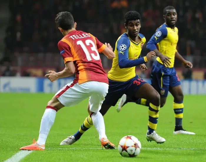 Framed Print : Gedion Zelalem Outmaneuvers Alex Telles: Galatasaray vs. Arsenal, UEFA Champions League, Istanbul, 2014