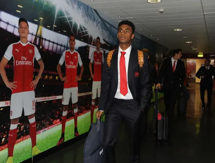 Framed Print : Gedion Zelalem's Arrival: Arsenal vs. Reading, EFL Cup 2016-17 Framed Print : Gedion Zelalem's Arrival: Arsenal vs. Reading, EFL Cup 2016-17
