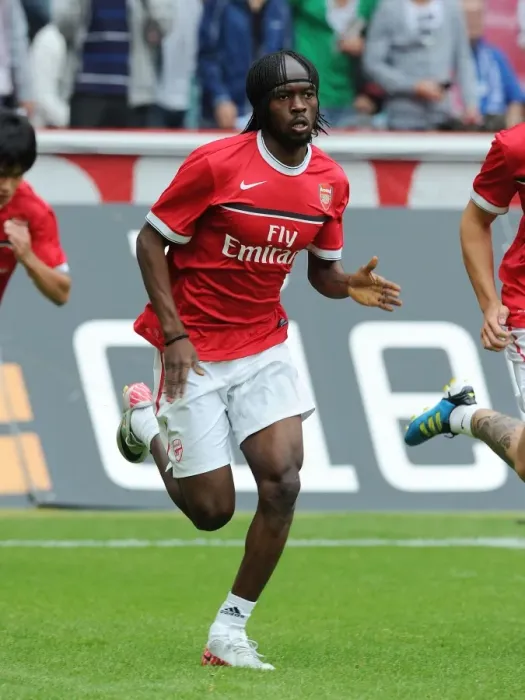 Framed Print : Gervinho in Action: Arsenal vs. Cologne, 2011