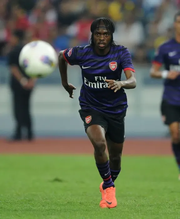 Framed Print : Gervinho in Action: Arsenal vs Malaysia XI, 2012