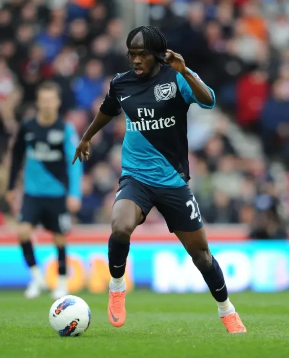 Framed Print : Gervinho in Action: Arsenal vs. Stoke City, Premier League 2011-12 Framed Print : Gervinho in Action: Arsenal vs. Stoke City, Premier League 2011-12
