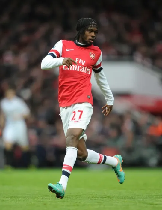 Framed Print : Gervinho in Action: Arsenal vs Swansea City, Premier League 2012-13 Framed Print : Gervinho in Action: Arsenal vs Swansea City, Premier League 2012-13