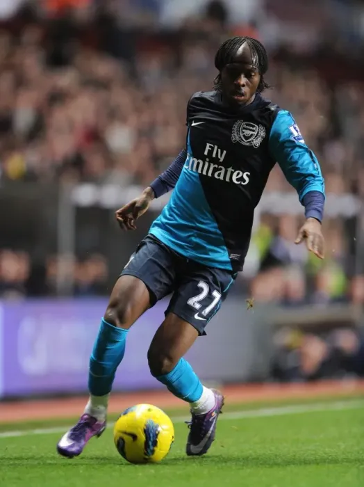 Framed Print : Gervinho in Action: Aston Villa vs. Arsenal, Premier League 2011-12