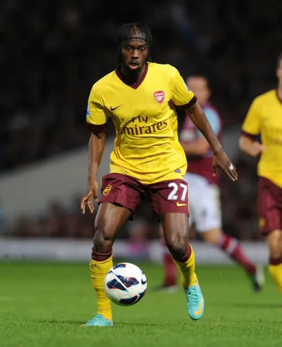 Framed Print : Gervinho in Action: West Ham United vs. Arsenal, Premier League 2012-13
