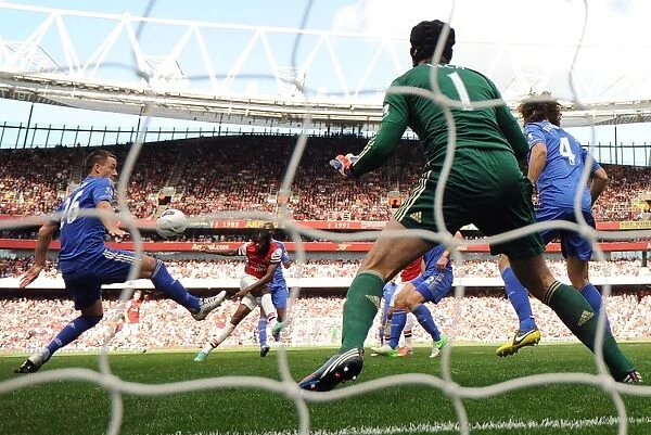 Gervinho Scores Thrilling Goal Past Terry and Cech in Arsenal vs. Chelsea Clash (2012-13)