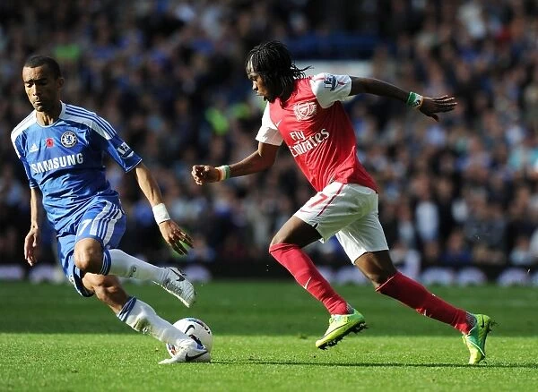 Gervinho vs. Bosingwa: Intense Rivalry in the 2011-12 Chelsea vs. Arsenal Premier League Clash