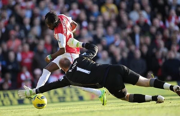 Gervinho vs John Ruddy: Intense Moment from Arsenal's Victory over Norwich City in the Premier League, November 2011