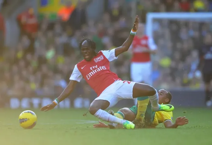 Framed Print : Gervinho vs. Kyle Naughton: A Premier League Showdown at Carrow Road, November 19, 2011 Framed Print : Gervinho vs. Kyle Naughton: A Premier League Showdown at Carrow Road, November 19, 2011