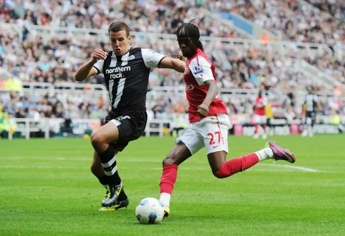 Framed Print : Gervinho vs. Ryan Taylor: Battle at St. James Park - Arsenal vs. Newcastle United, Premier League 2011-12 Framed Print : Gervinho vs. Ryan Taylor: Battle at St. James Park - Arsenal vs. Newcastle United, Premier League 2011-12